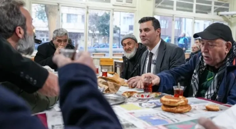 Başkan Zeyrek, Manisa'da Vatandaşlarla Bir Araya Geldi